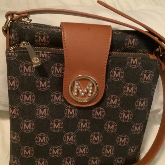 MKF crossbody bag - Picture 2 of 4